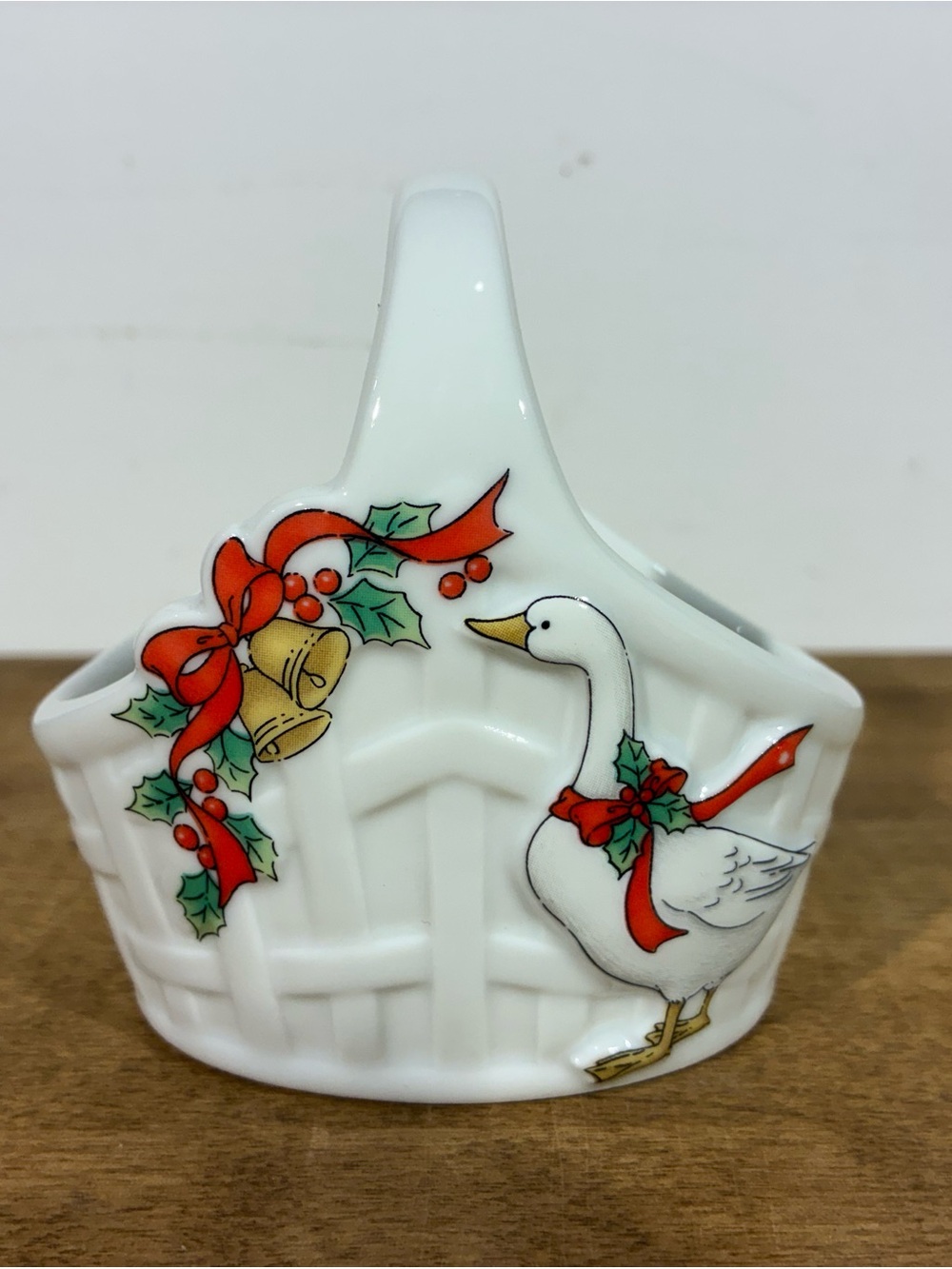 Vintage Jay Import Porcelain Mini Basket Goose Christmas Japan 14-5481F